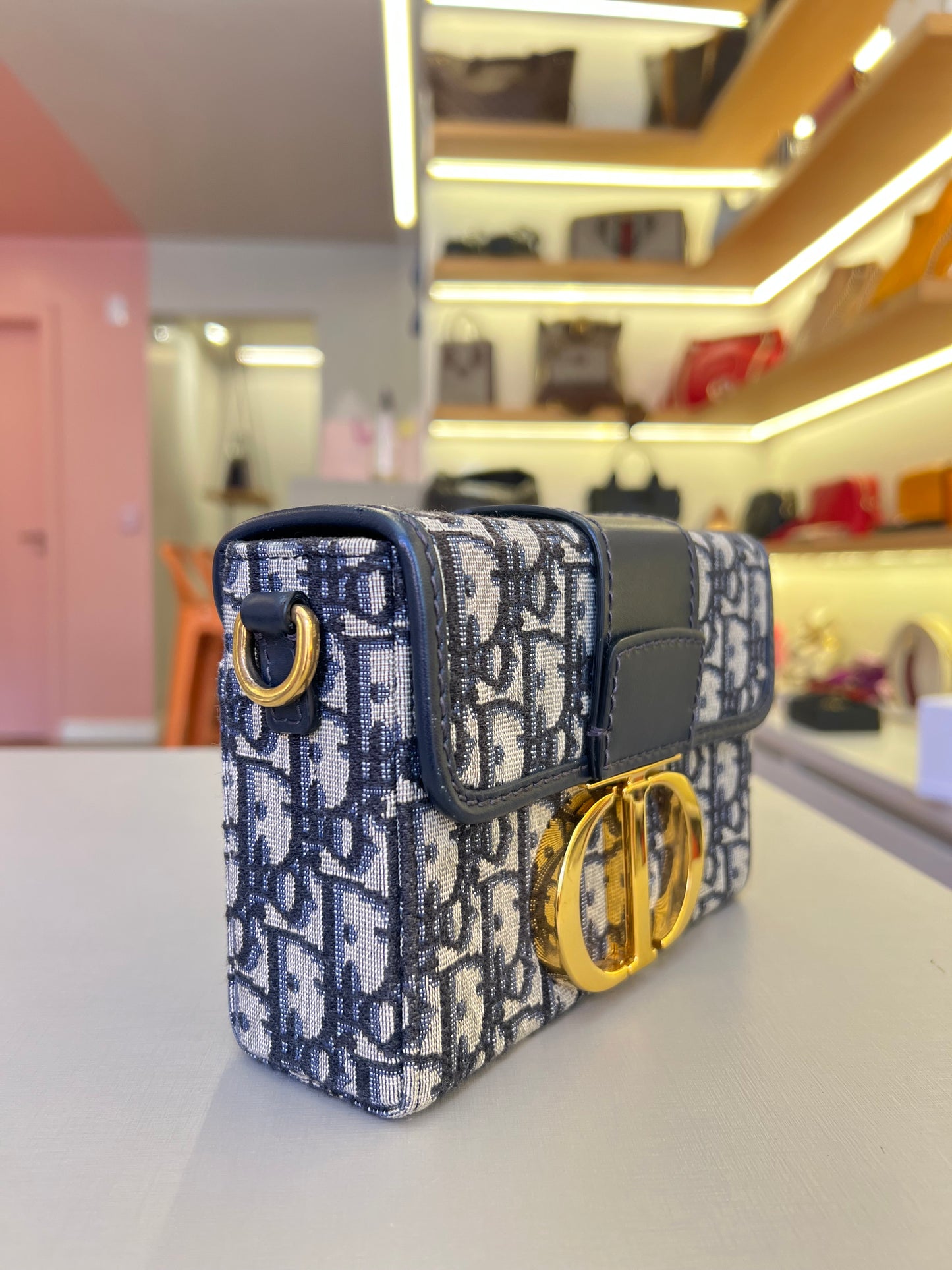 Dior 30 Montaigne Monograma