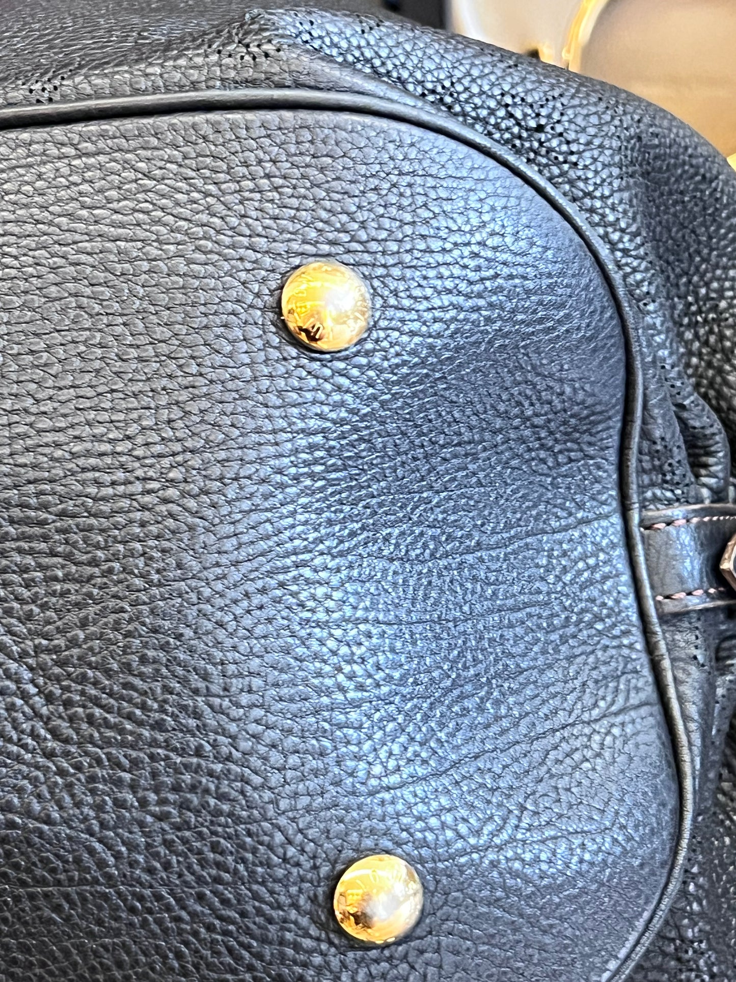 Louis Vuitton Mahina Large Preta