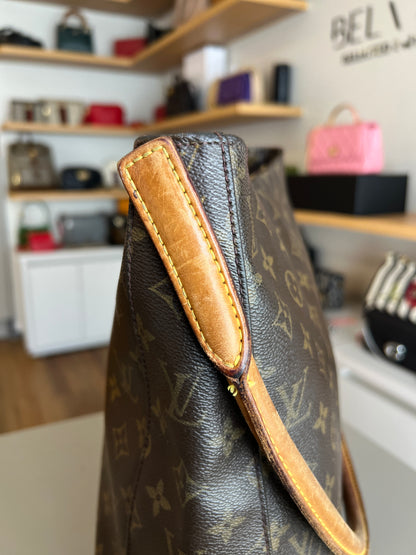 Louis Vuitton Looping Monogram