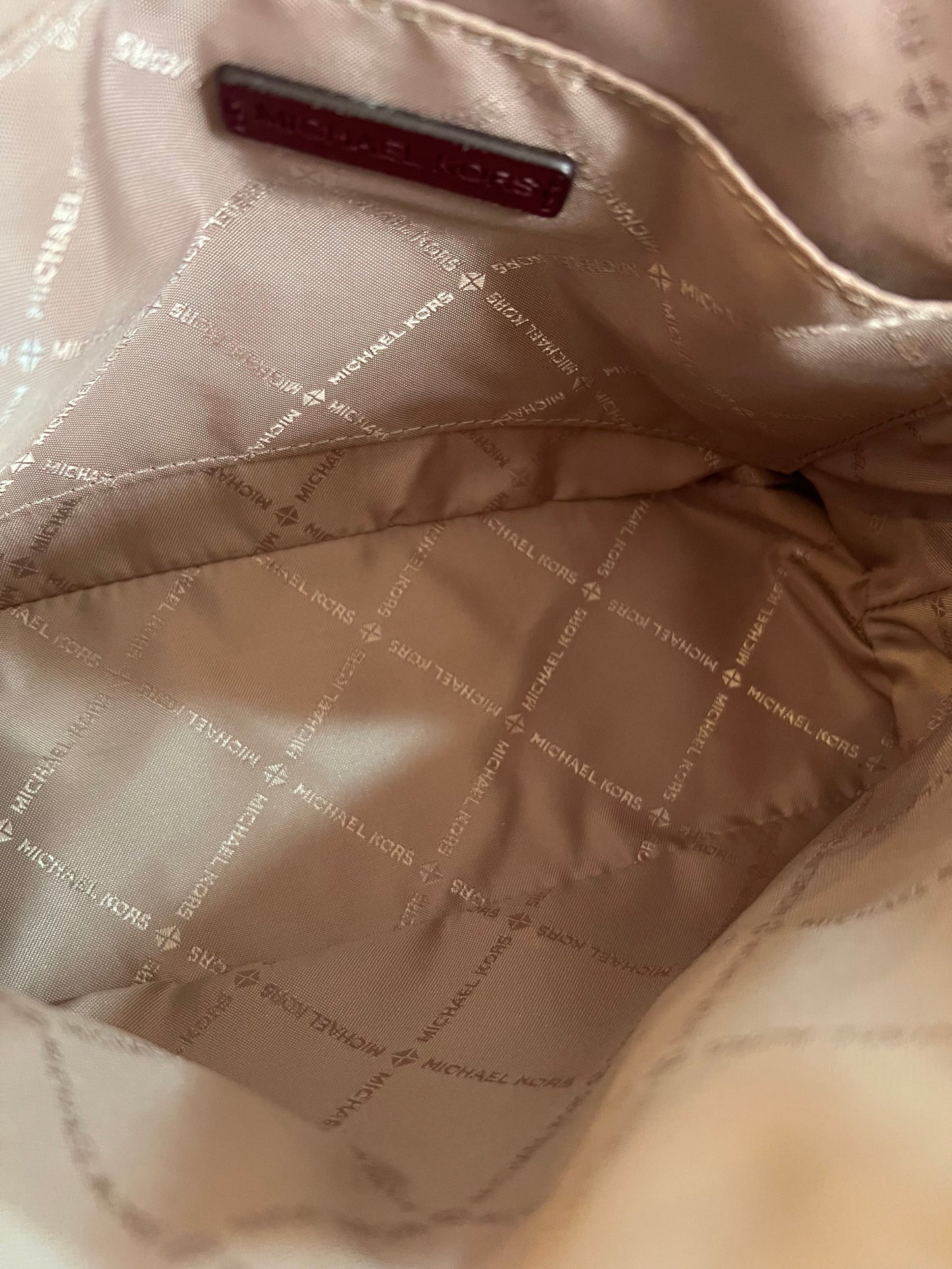 Michael Kors Crossbody Vinho