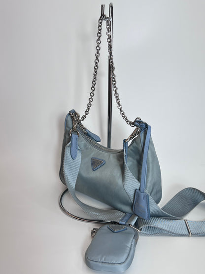 Prada Re-edition Azul