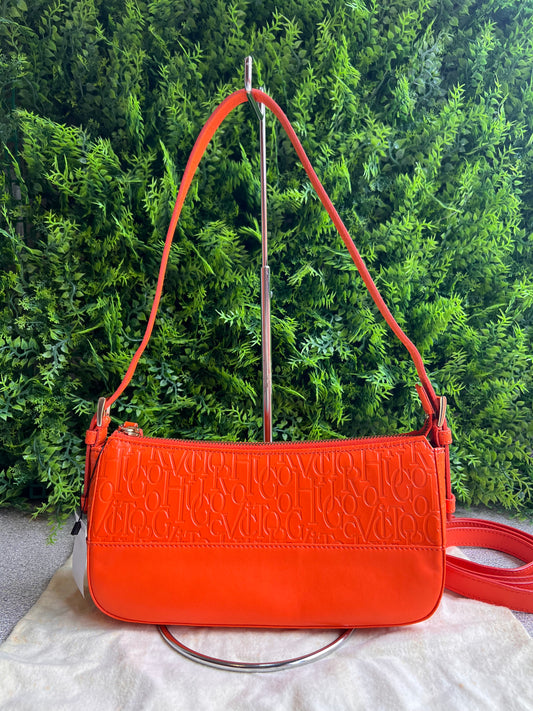 Victor Hugo Baguette Laranja