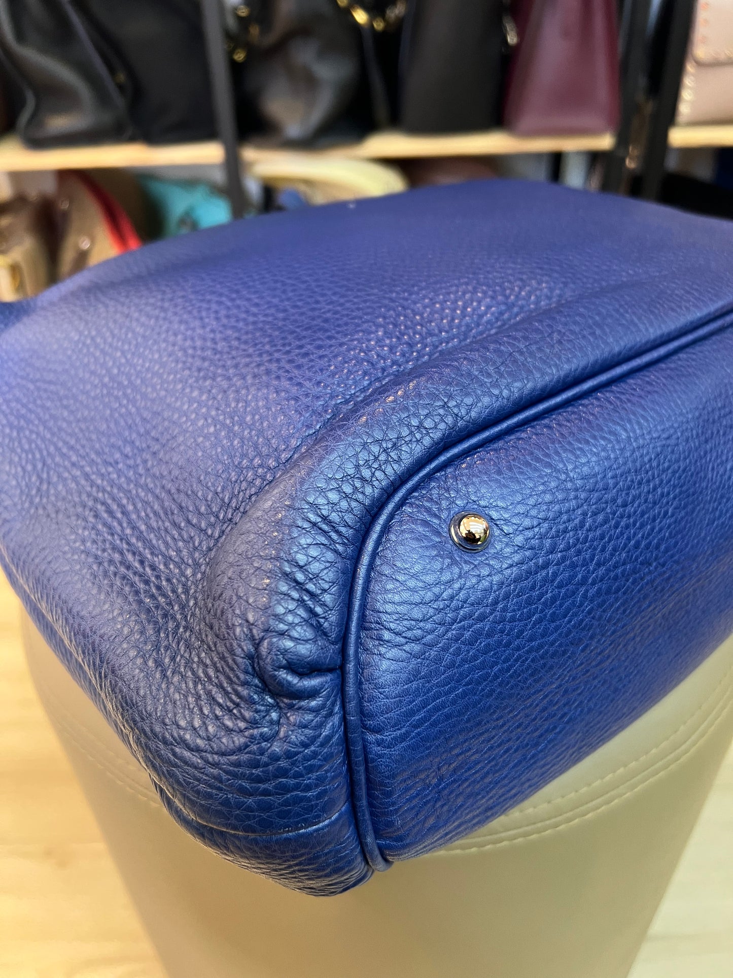 Gucci G Coin Hobo