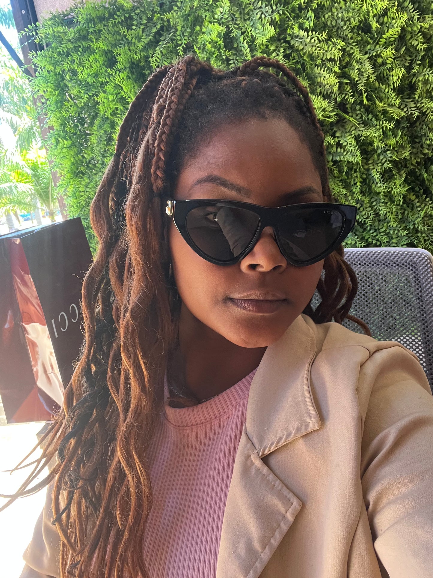 Óculos de sol Gucci Cat Eye Marmont Preto