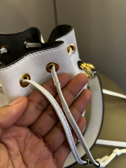 Fendi Mon Tresor Bucket Branca