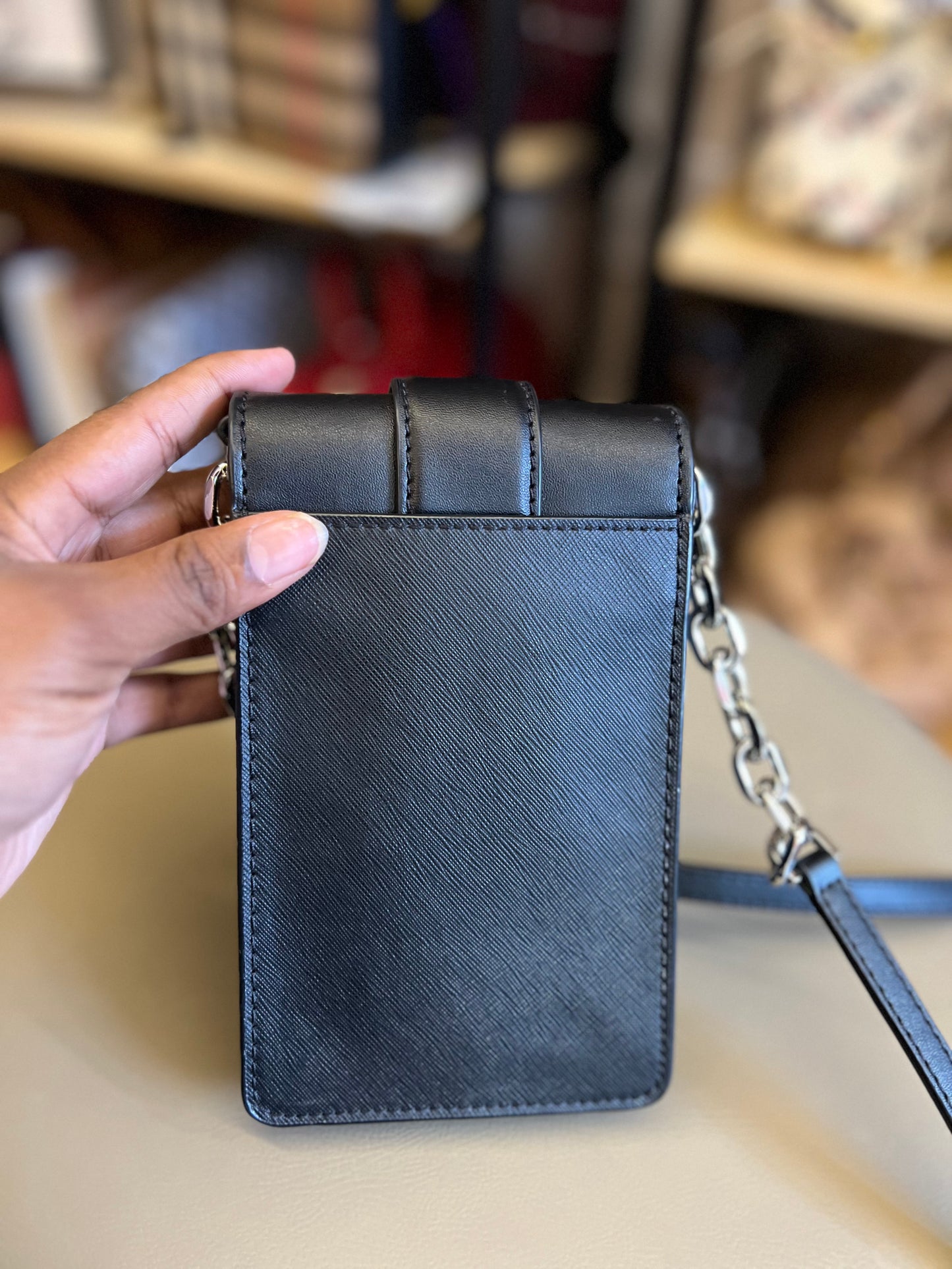 Michael Kors Phone Bag Carmen