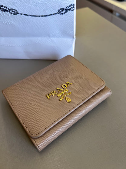 Carteira Prada Mini Nude