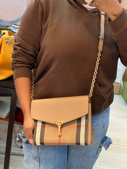 Burberry Macken Check Nude