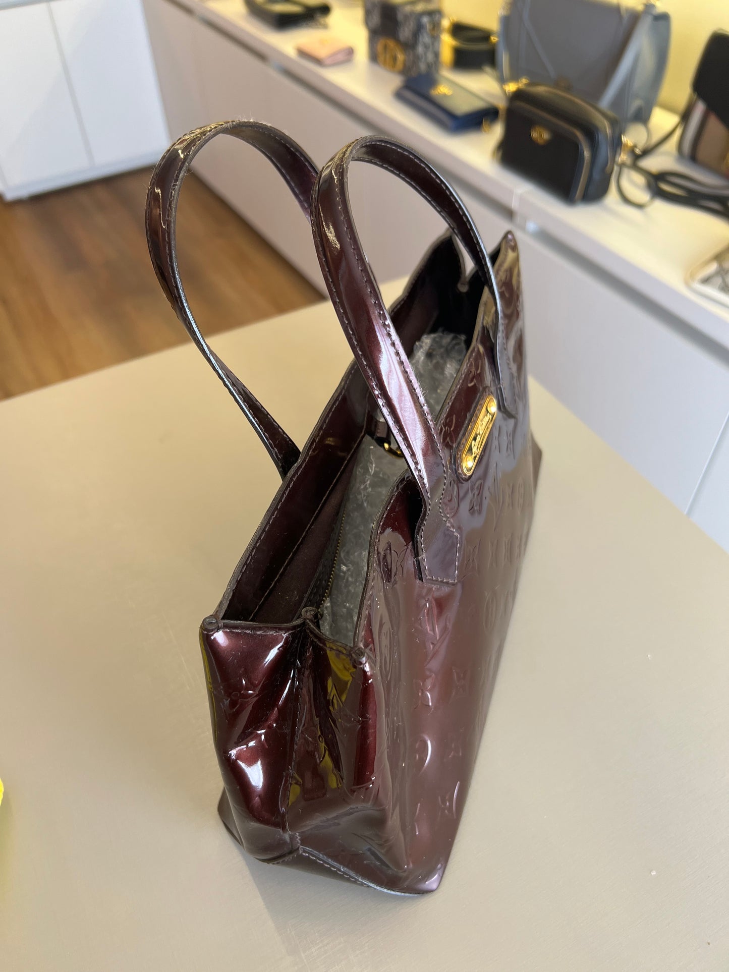 Louis Vuitton Verniz Wilshire