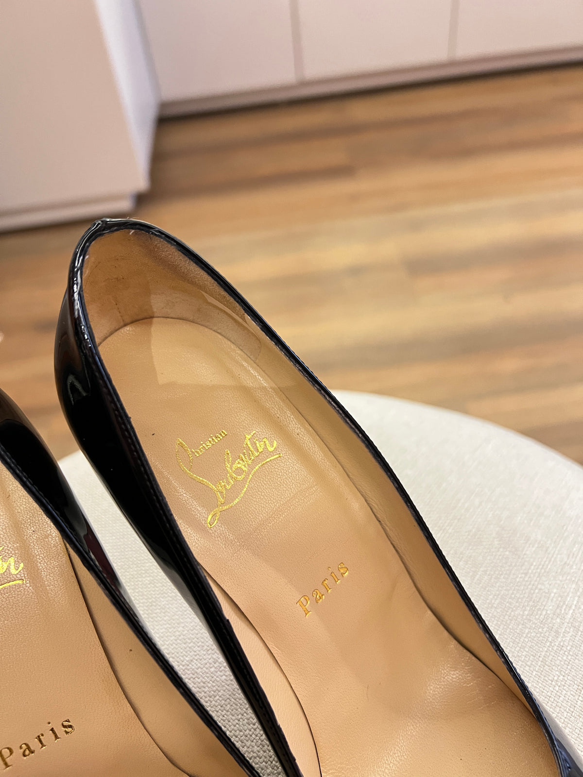Salto Louboutin Verniz Preto