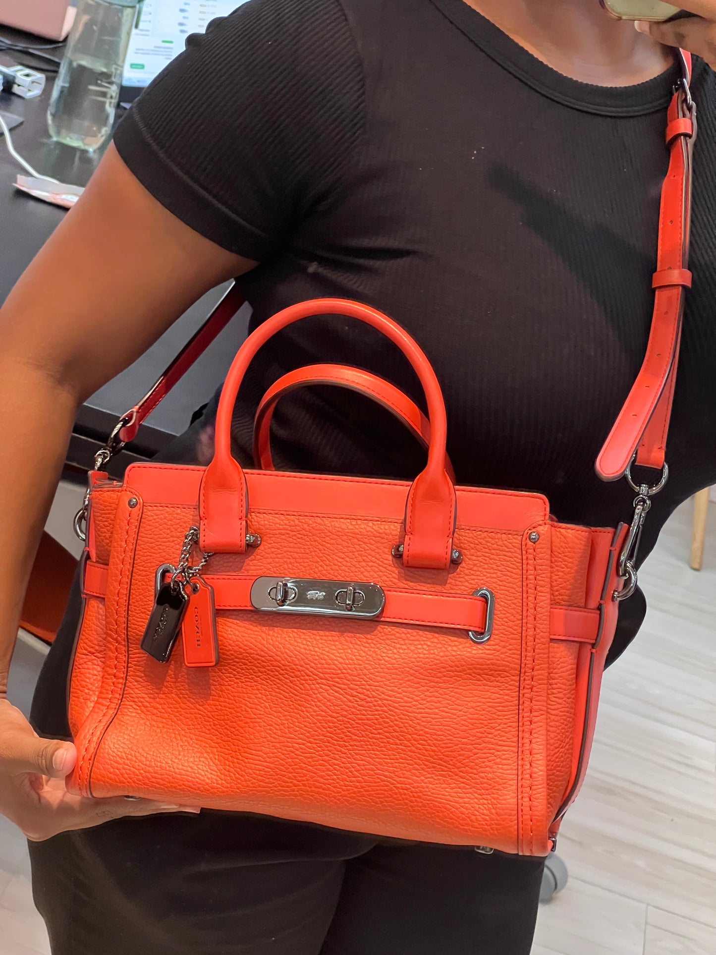 Coach Swagger Pebbled Laranja