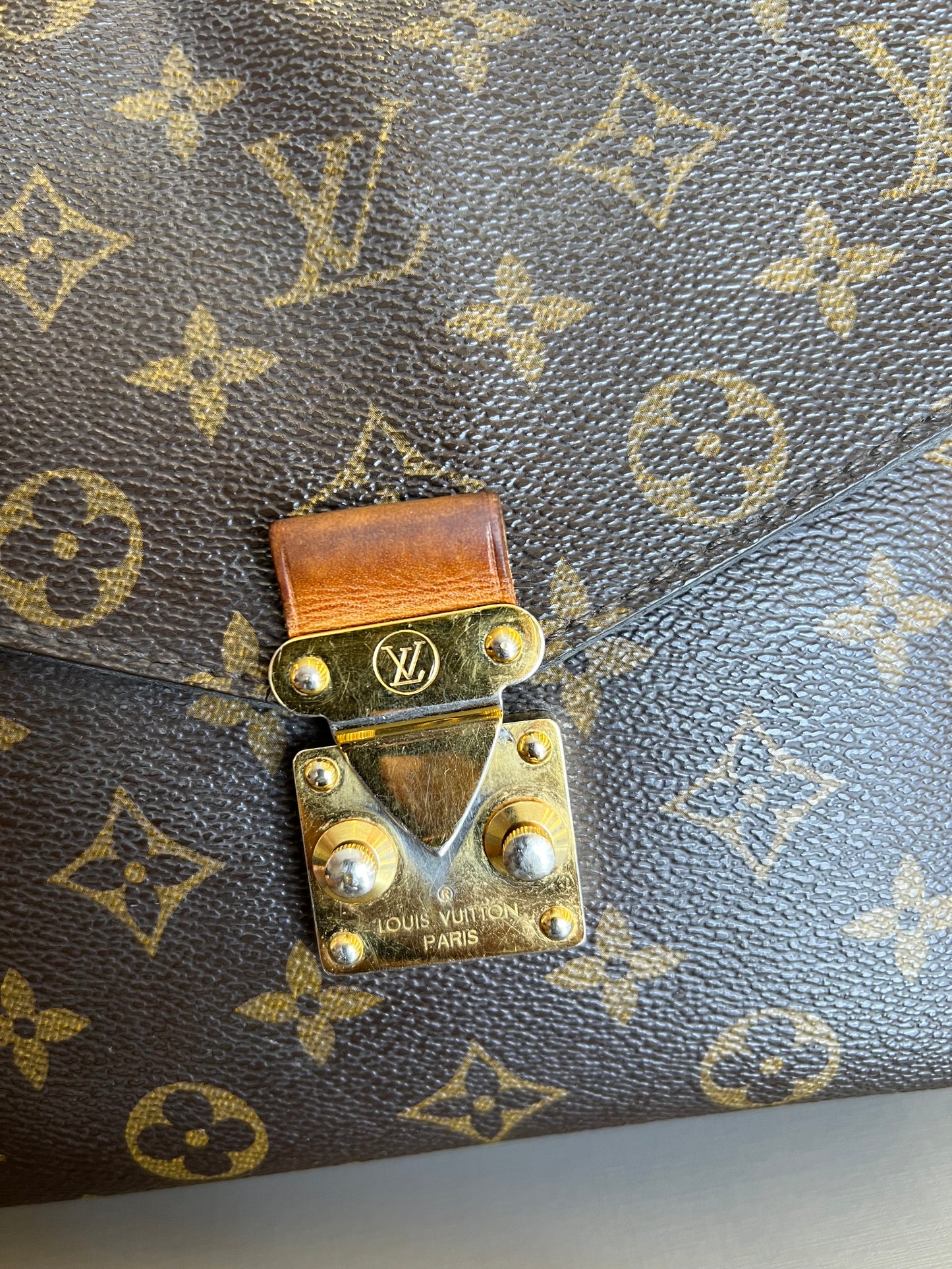 Louis Vuitton Pochette Métis Monograma