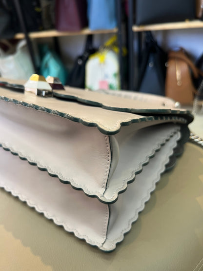 Fendi Kan I Cinza