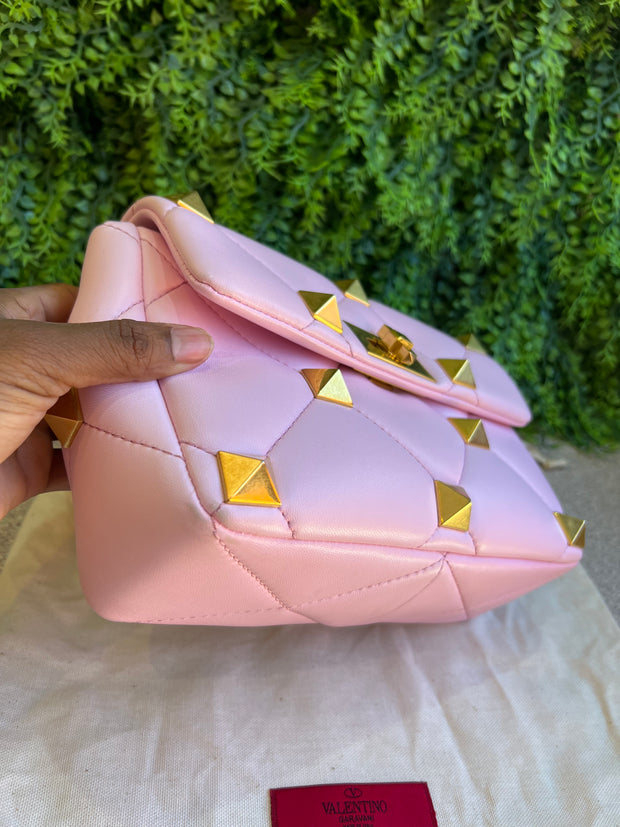 Valentino Garavani Roman Stud Rosa