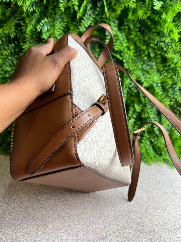 Mochila Michael Kors Jaycee Monograma