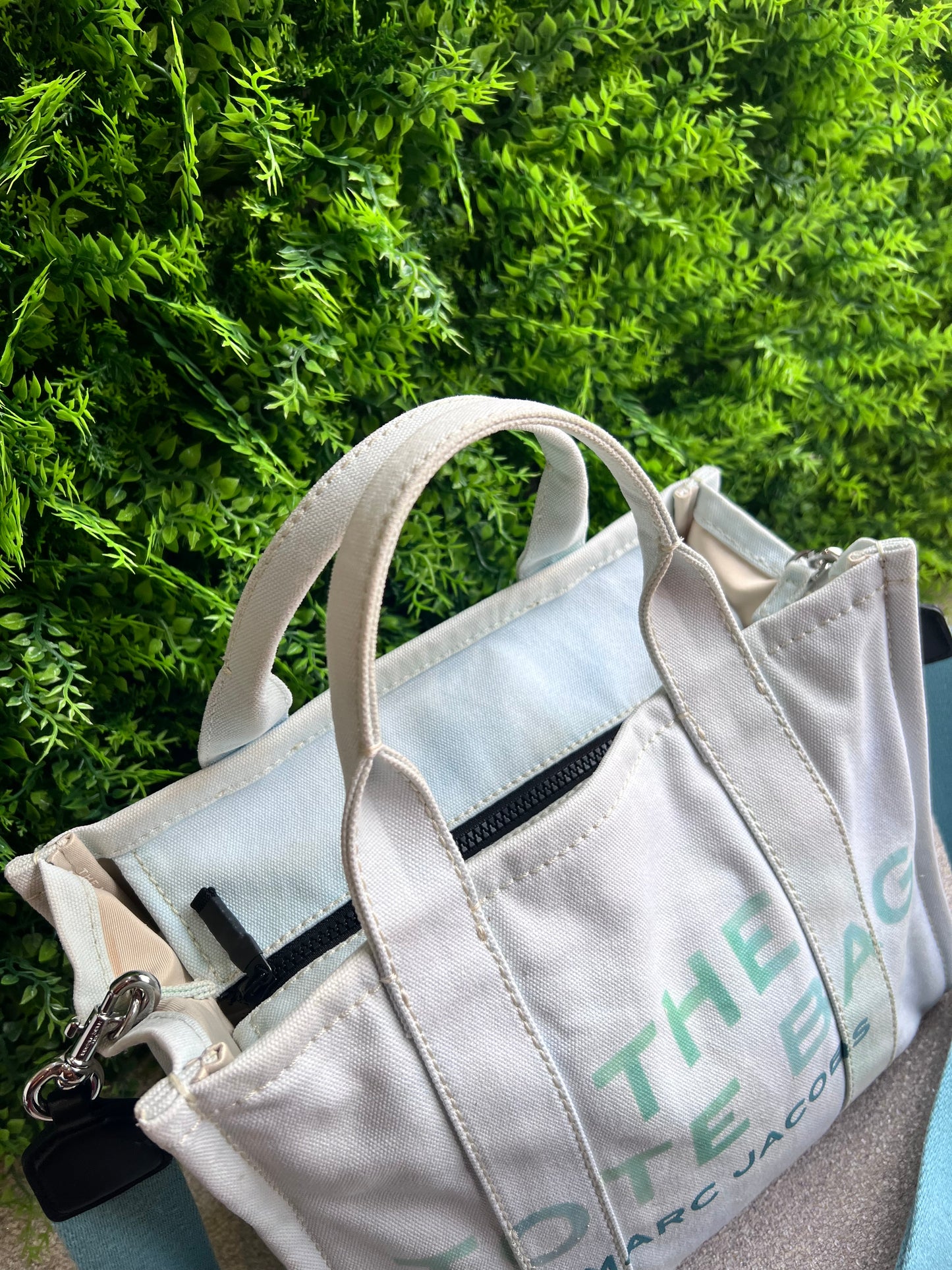 Marc Jacobs The tote bag