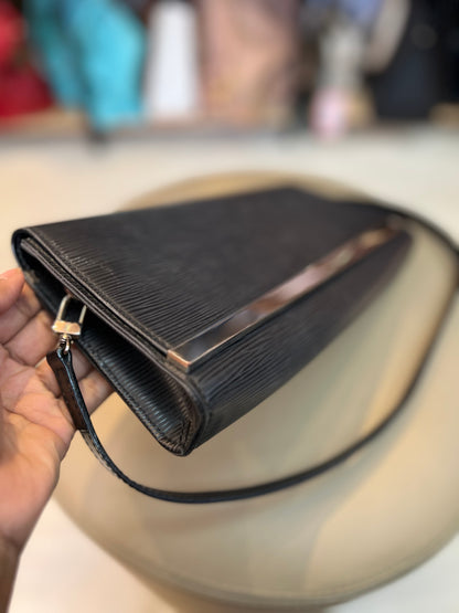 Louis Vuitton Pochette Couro EPI