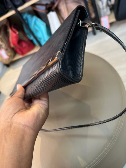 Louis Vuitton Pochette Couro EPI