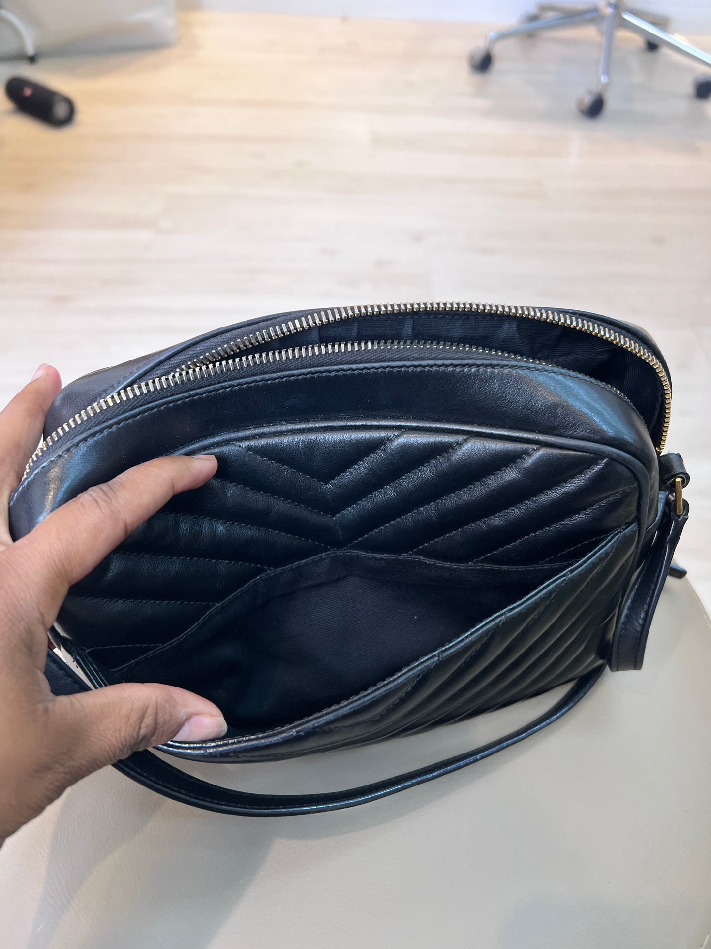 Saint Laurent Lou Lou Câmera Bag