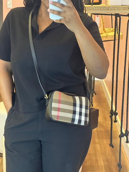 Burberry Heymarket Câmera Bag Mini Preta