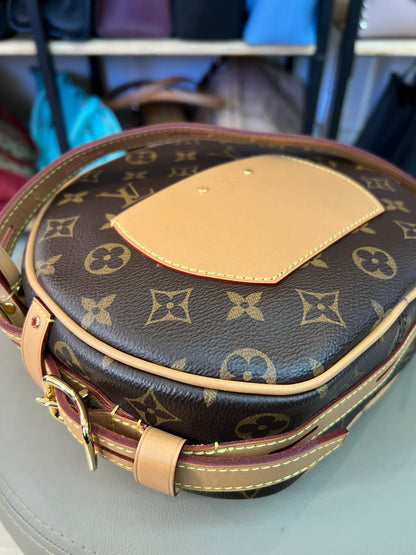Louis Vuitton Monograma Boite Chapeau Souple