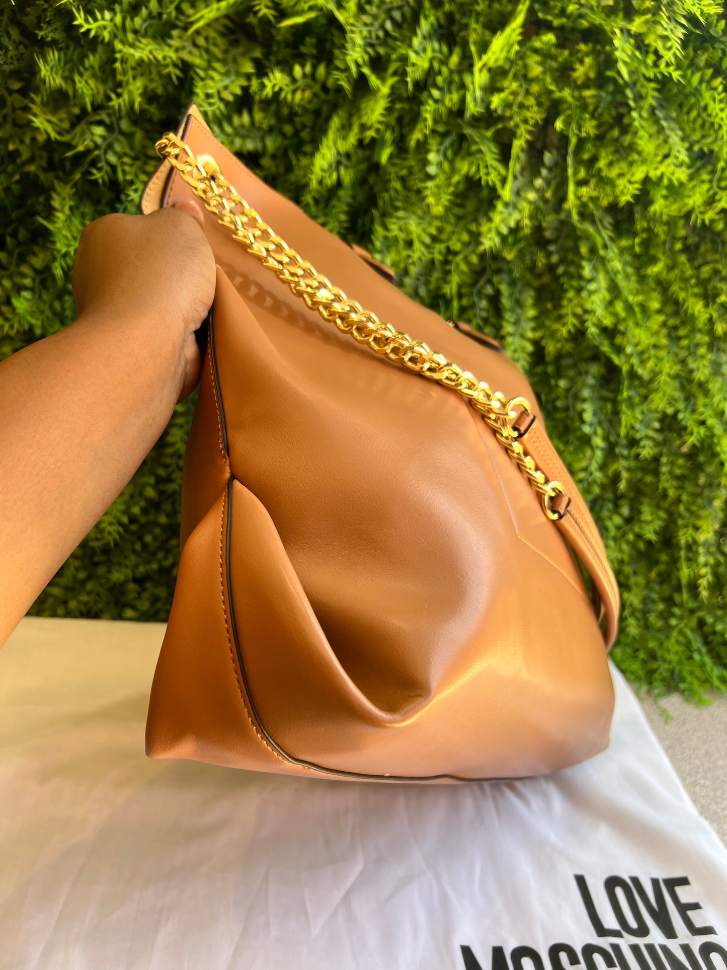 Bolsa Love Moschino Caramelo