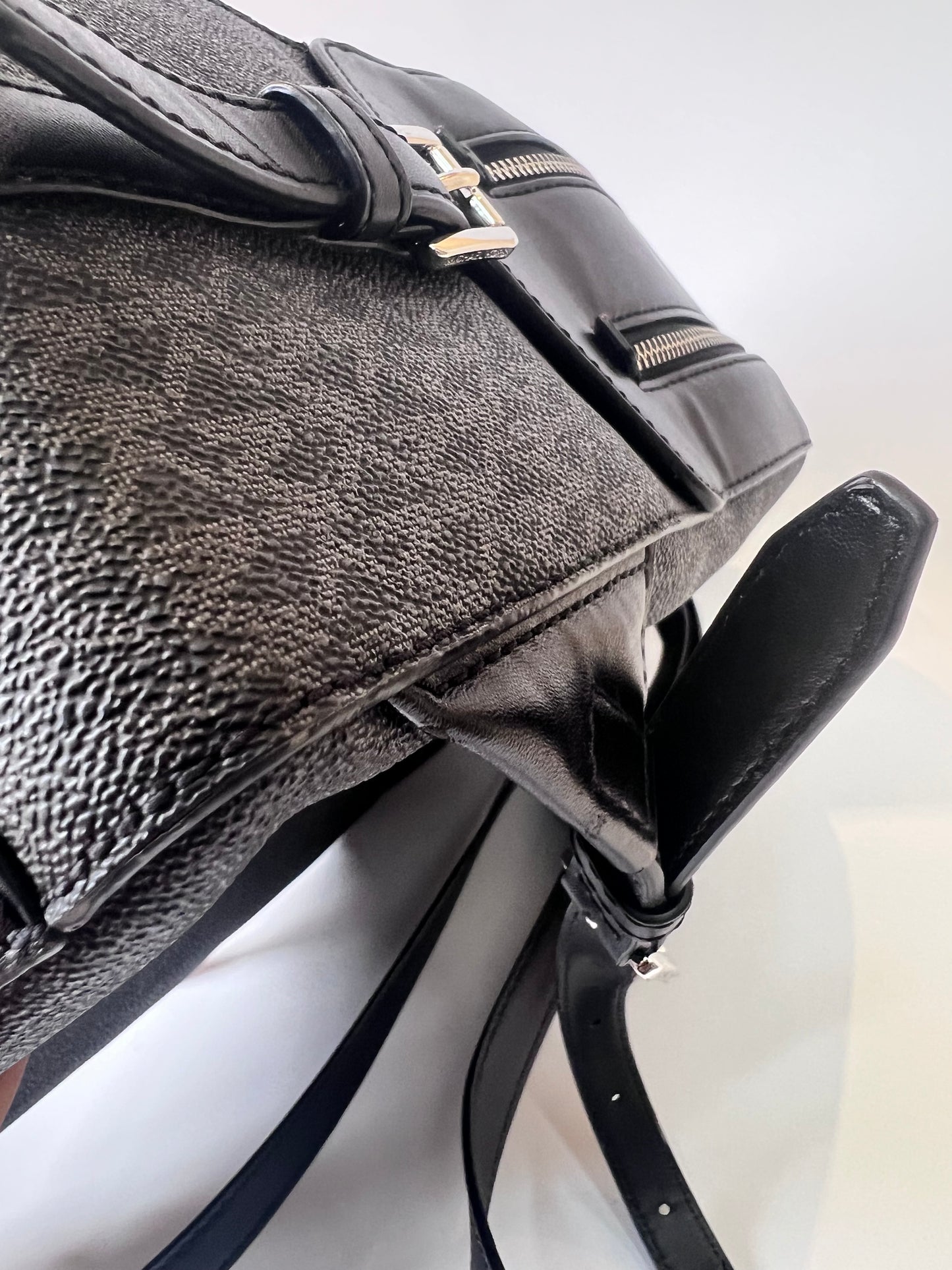 Mochila Michael Kors Monograma