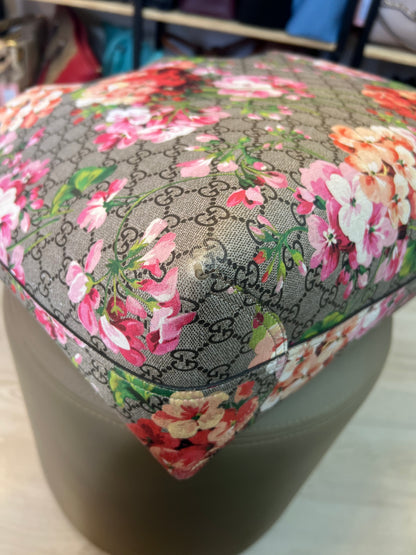 Gucci GG Supreme Blooms Reversible Tote