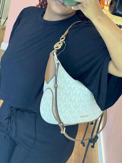 Michael Kors  Kelsey monograma