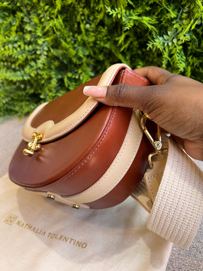 Nathalia Tolentino bicolor