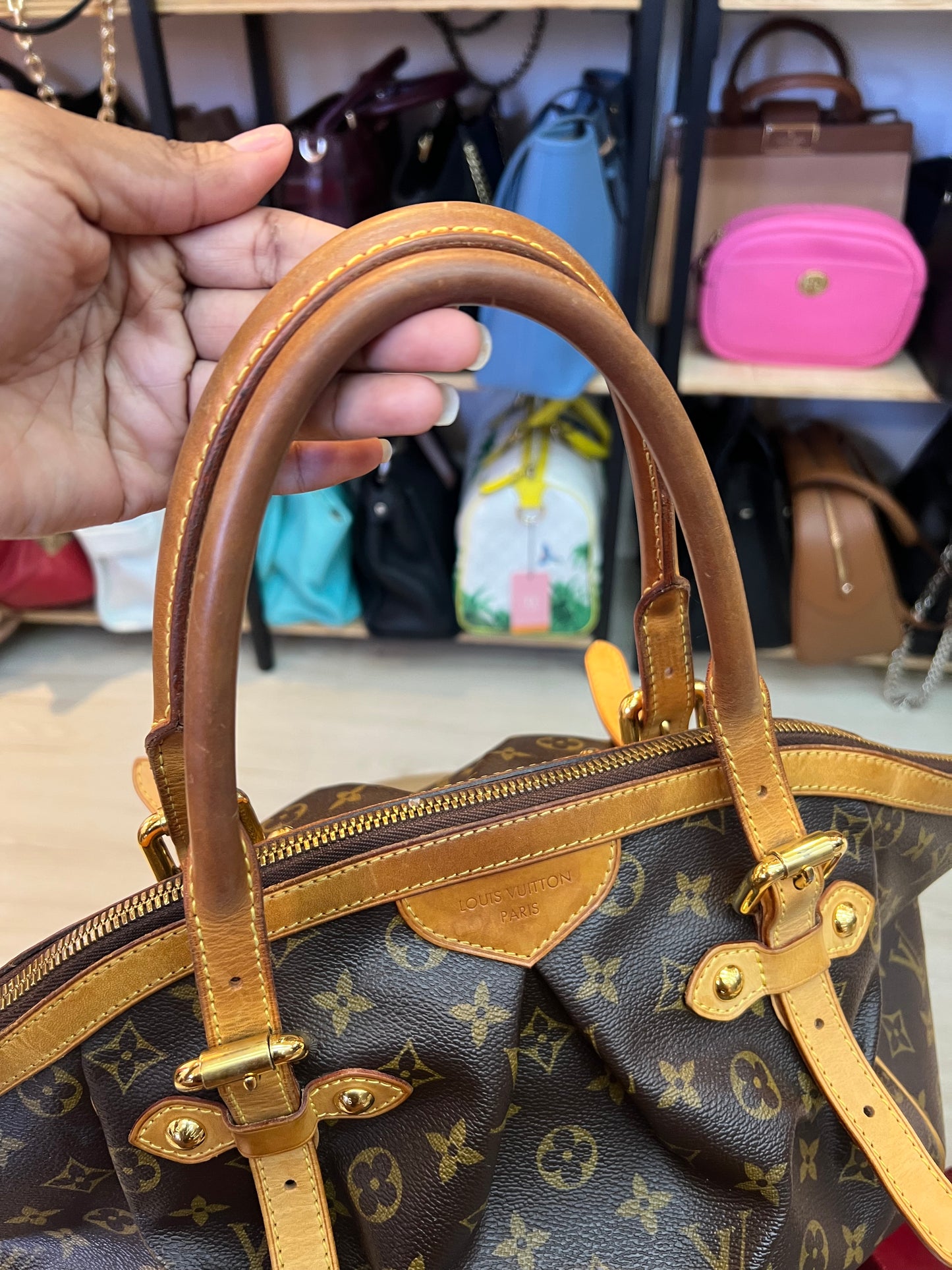 Louis Vuitton Tivoli Monograma GM