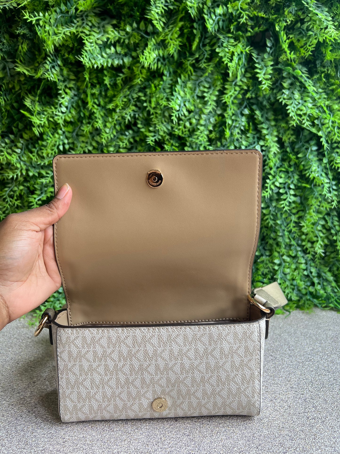 Michael Kors Jet Set Travel Off White