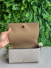 Michael Kors Jet Set Travel Off White