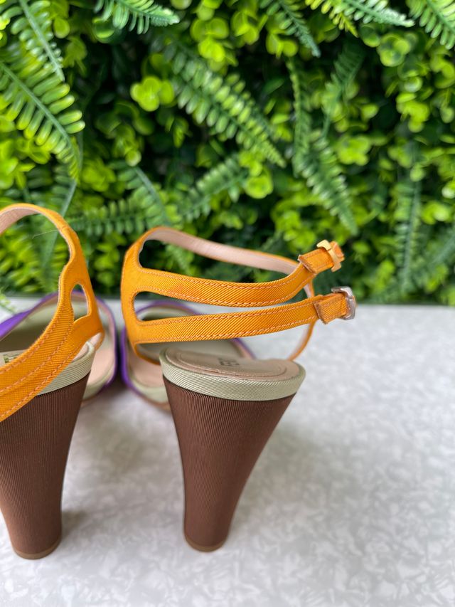 Sandália Fendi Multicolor