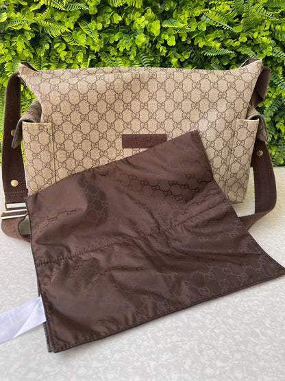 Gucci Maternidade GG Supreme Plus
