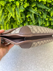 Gucci GG Supreme Messenger