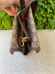 Gucci GG Supreme Messenger