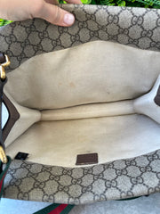 Gucci GG Supreme Messenger