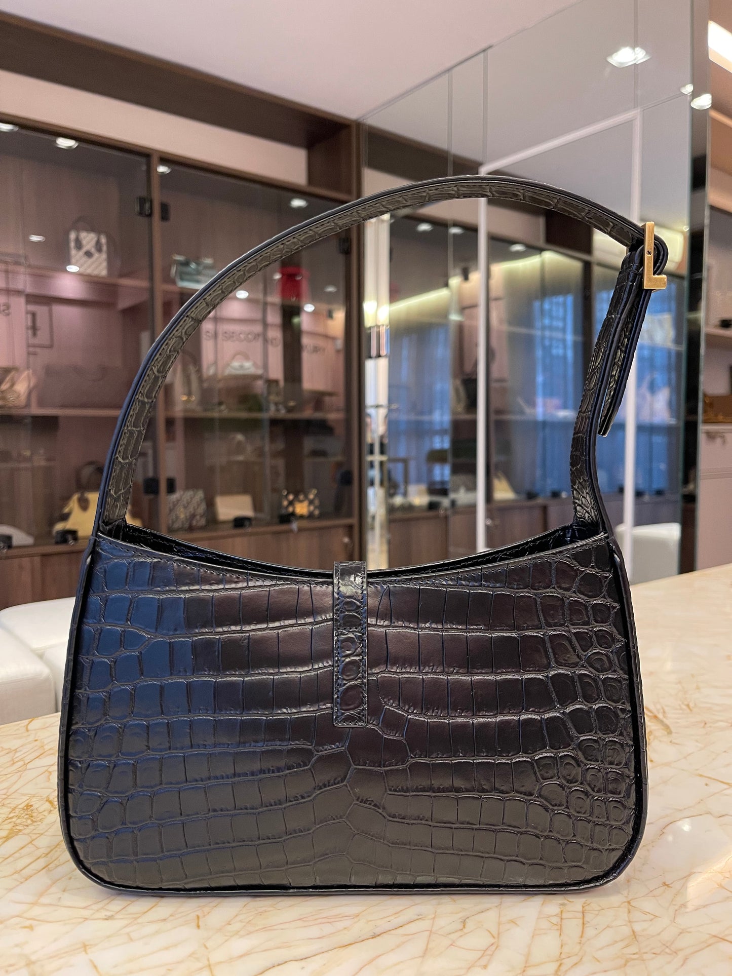 Saint Laurent 5 à 7 em Couro Croco Preto