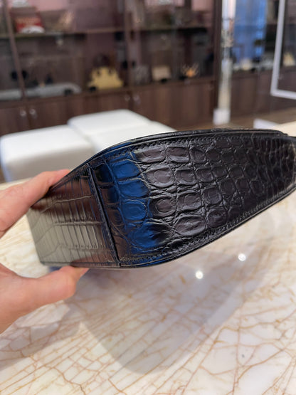 Saint Laurent 5 à 7 em Couro Croco Preto