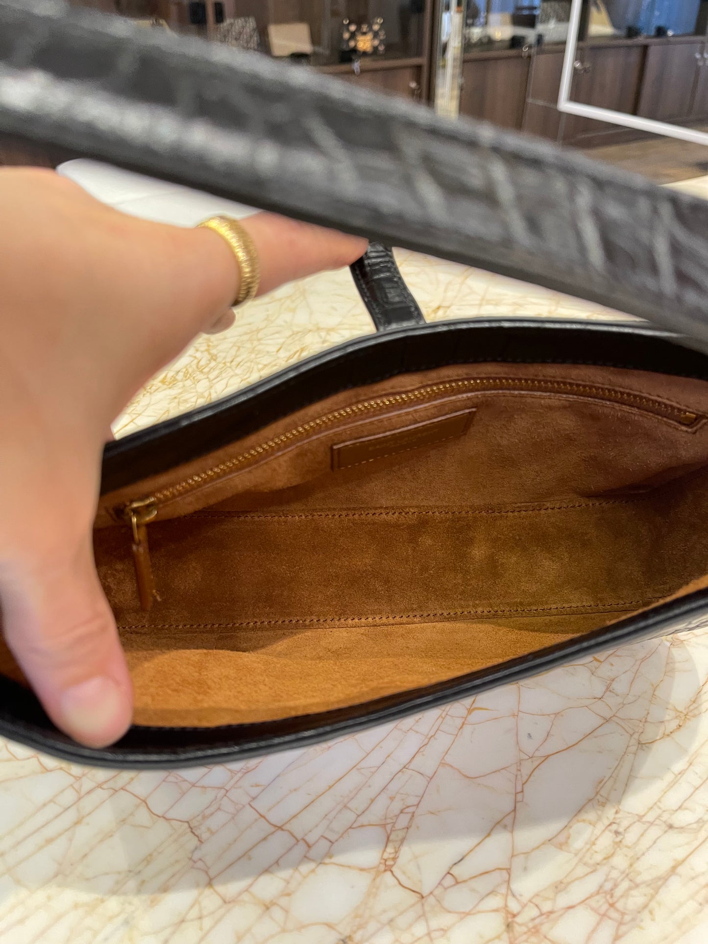 Saint Laurent 5 à 7 em Couro Croco Preto