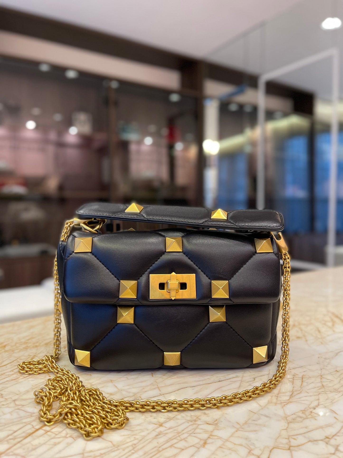 Valentino Garavani Roman Stud Preto