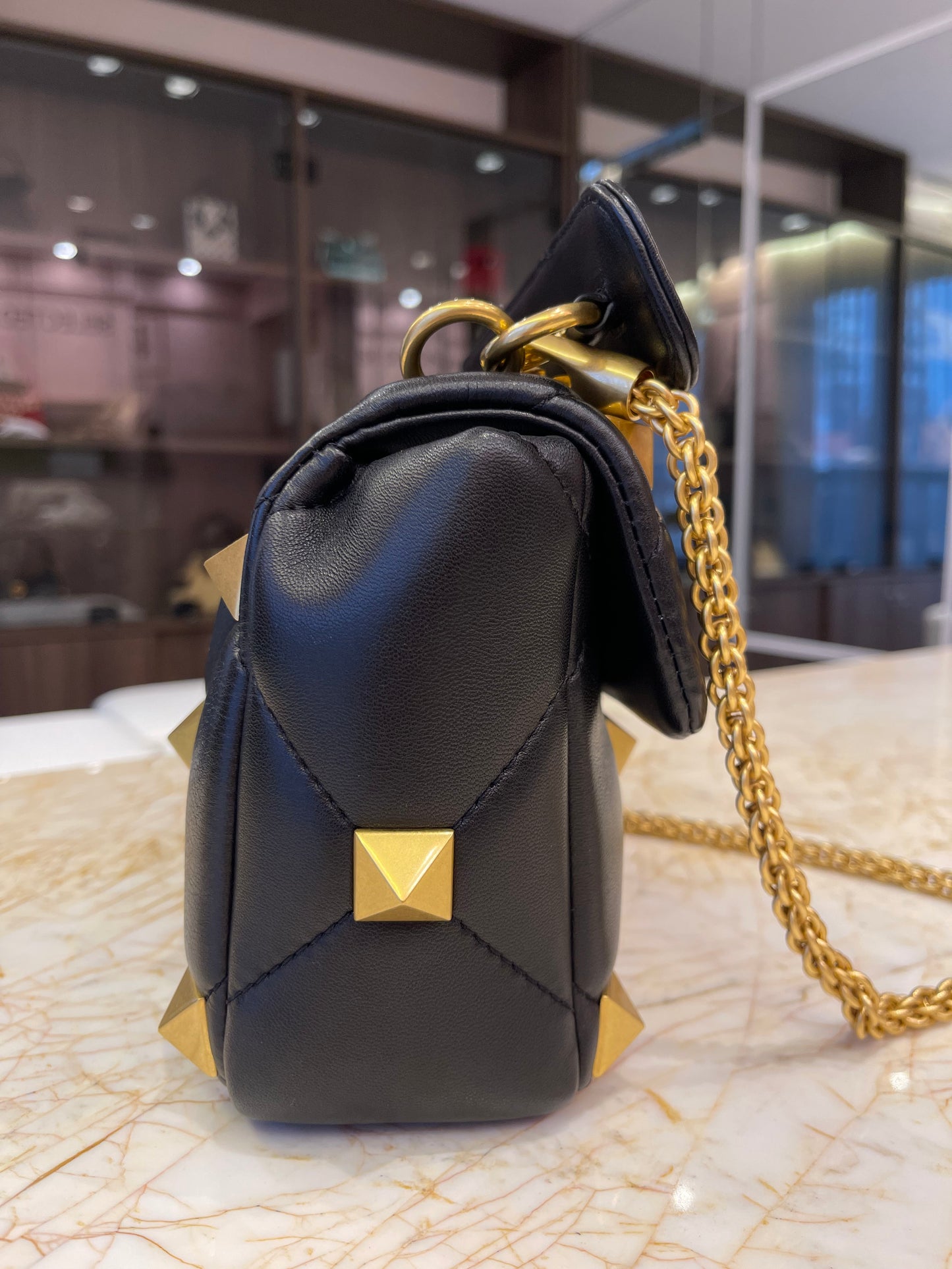 Valentino Garavani Roman Stud Preto