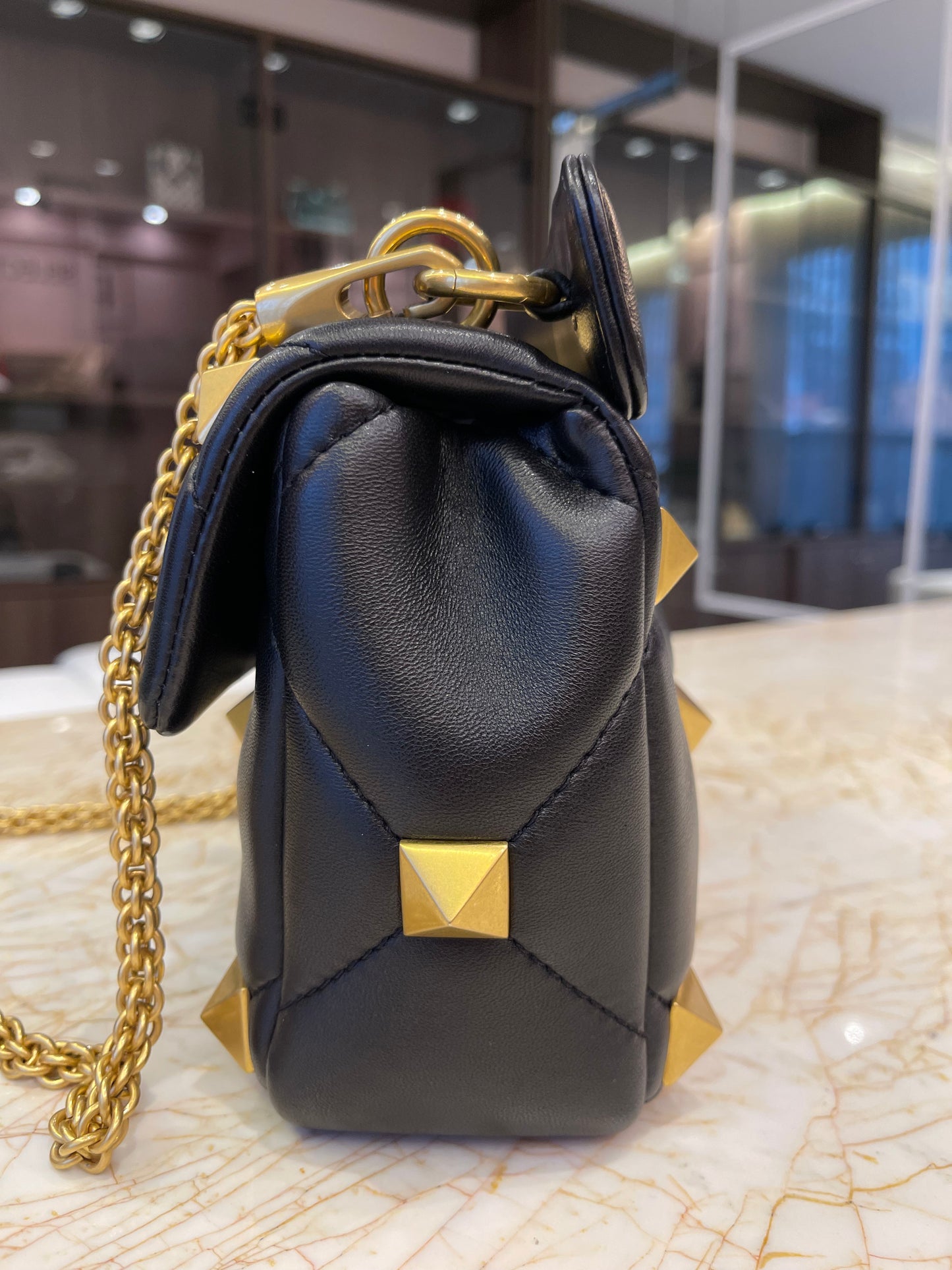 Valentino Garavani Roman Stud Preto