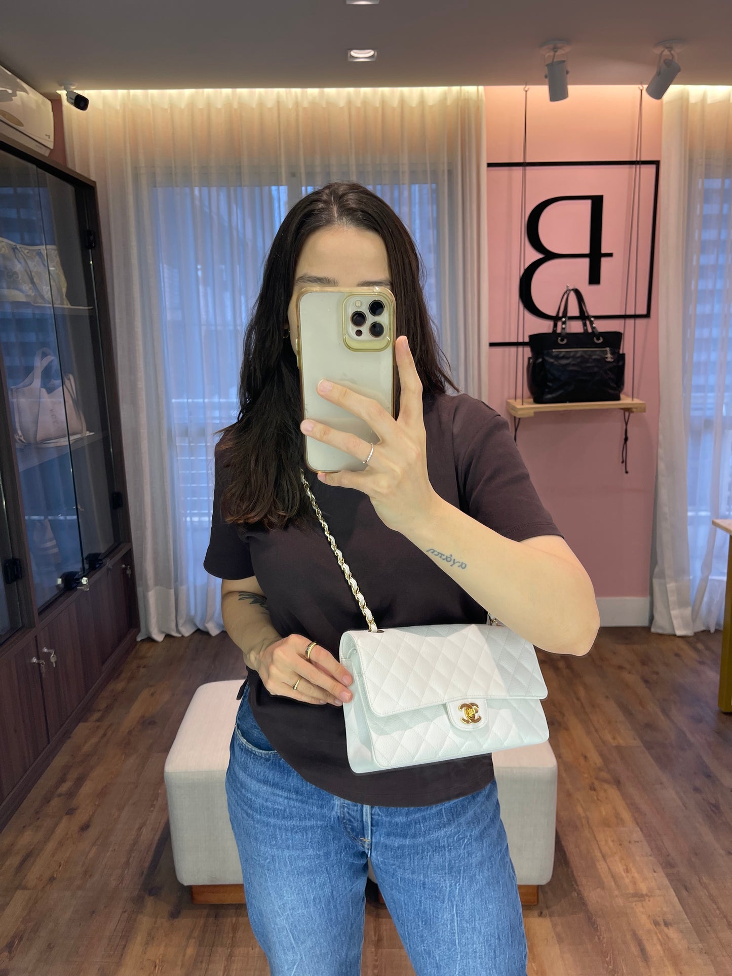 Chanel Classic Double Flap em Couro Caviar Branco