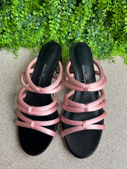Sandália Salvatore Ferragamo Rosa