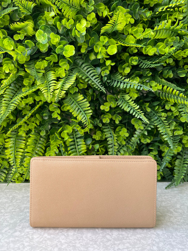 Carteira Chanel Logo Nude