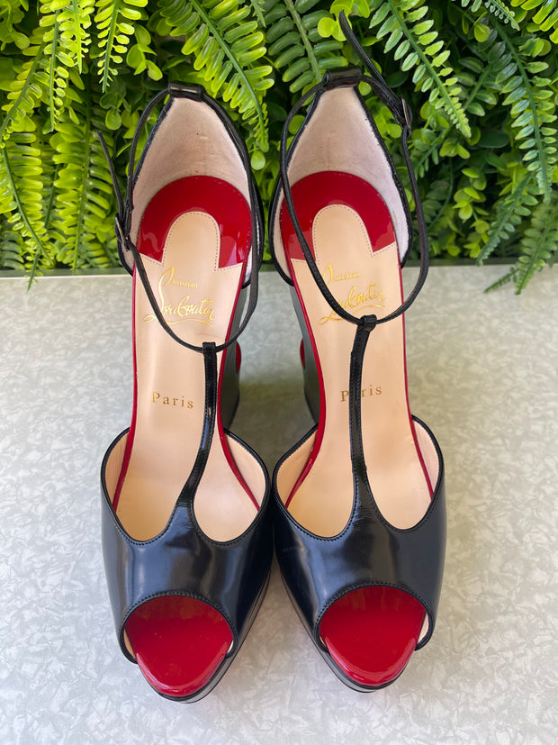 Sapato Christian Louboutin Puzzle High Heels