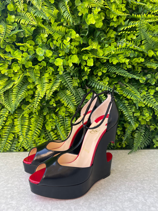 Sapato Christian Louboutin Puzzle High Heels