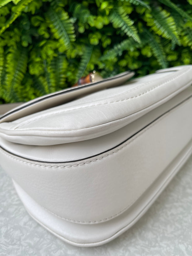 Gucci Calfskin New Bamboo Top Handle Branca
